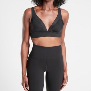 🆕 Athleta Essential Black Bra A-C